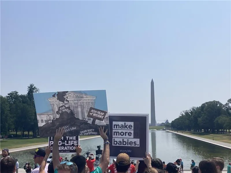 Students and pro-life advocates gather at the Lincoln Memorial for a rally commemorating the second anniversary of the overturning of Roe v. Wade on June 22, 2024.?w=200&h=150