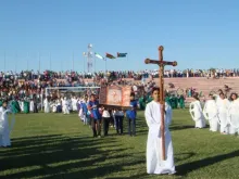 After a four-year hiatus, the Corpus Christi festival is returning on Thursday, May 30, 2024, to Gilberto Parada Stadium in the town of Montero, Bolivia, where it is expected to draw the attendance of approximately 30,000 people, as in previous years.