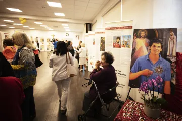 eucharistic miracles exhibit