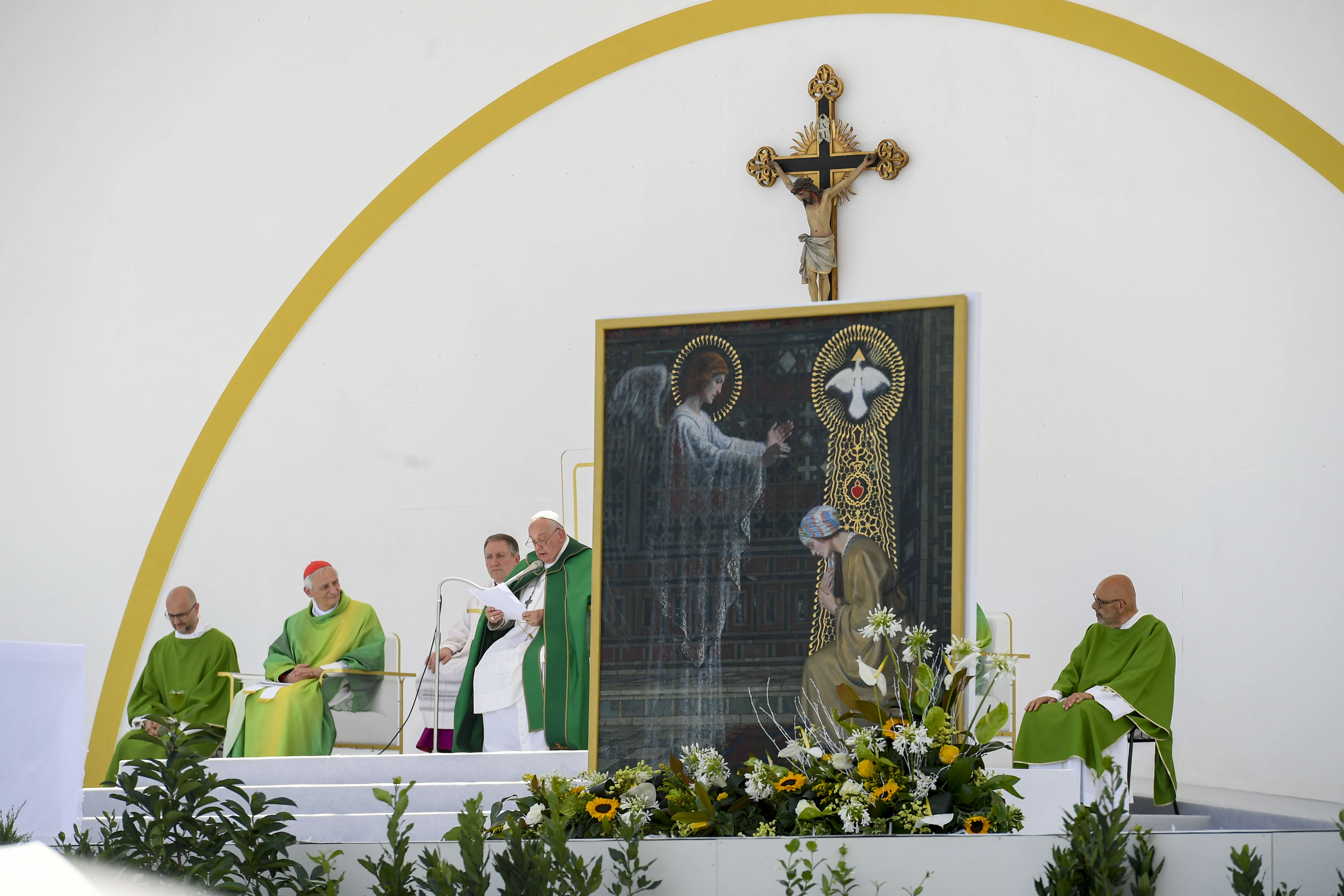 An image of the annunciation and the incarnation — when God became man in the womb of the Virgin Mary — was placed close to the altar during a Mass Pope Francis celebrated on July 7, 2024, in Trieste, Italy. The pope was in Trieste to attend the last morning of a July 3-7 Catholic conference on the topic of democracy.?w=200&h=150