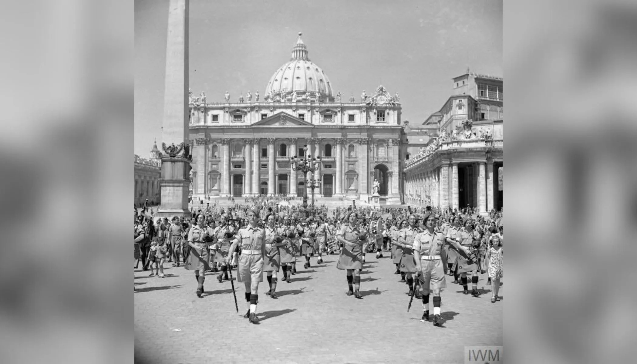 The 38th (Irish) Brigade marches at the Vatican in June 1944.?w=200&h=150