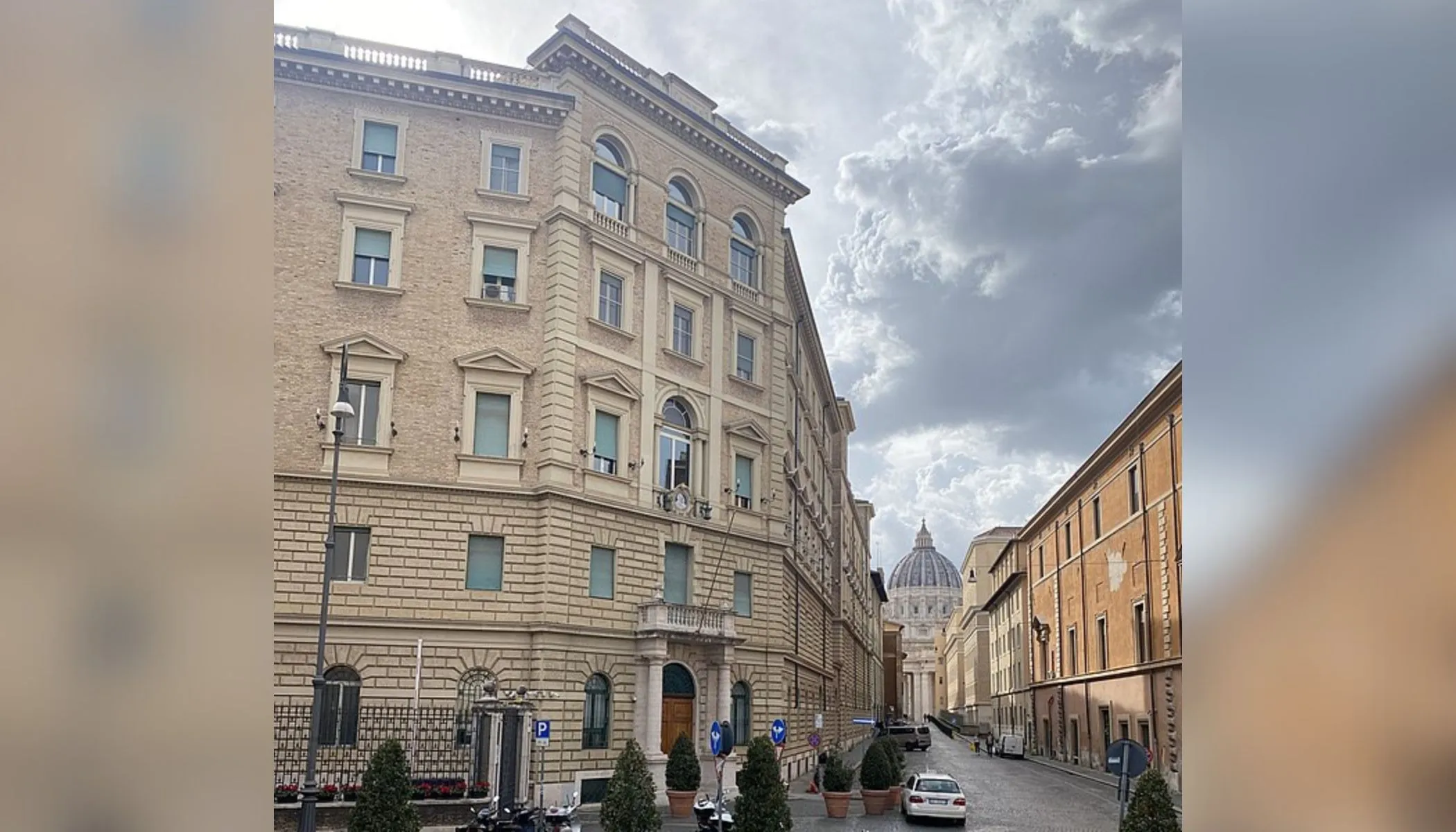 Building of the general curia of the Jesuit order on Borgo Santo Spirito, Rome.?w=200&h=150