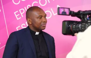 Father Nicéforo Obama from Equatorial Guinea was able to be trained as a priest thanks to the Pontifical Mission Societies. Credit: OMP