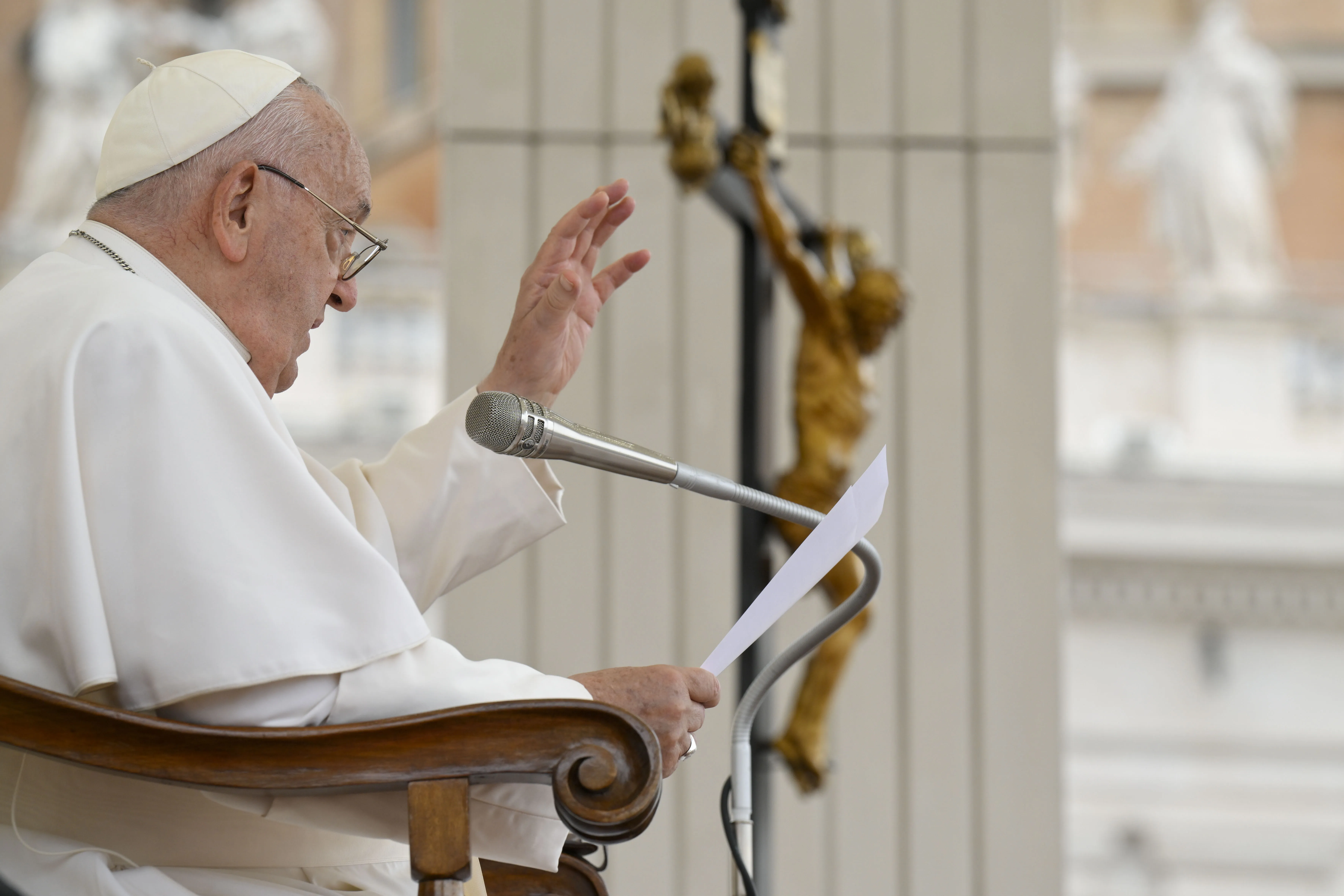 Pope Francis gives a blessing to pilgrims gathered in St. Peter’s Square during his general audience on Wednesday, June 19, 2024.?w=200&h=150