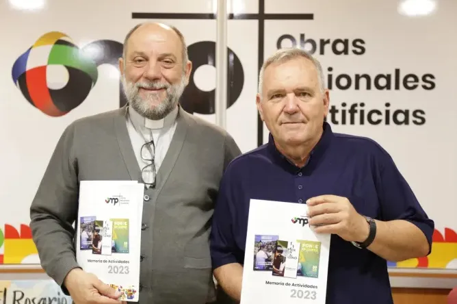 Father José María Calderón (left) is Spain's national director of the Pontifical Missions Society. Serafín Suárez (right) is a missionary in Zimbabwe.?w=200&h=150