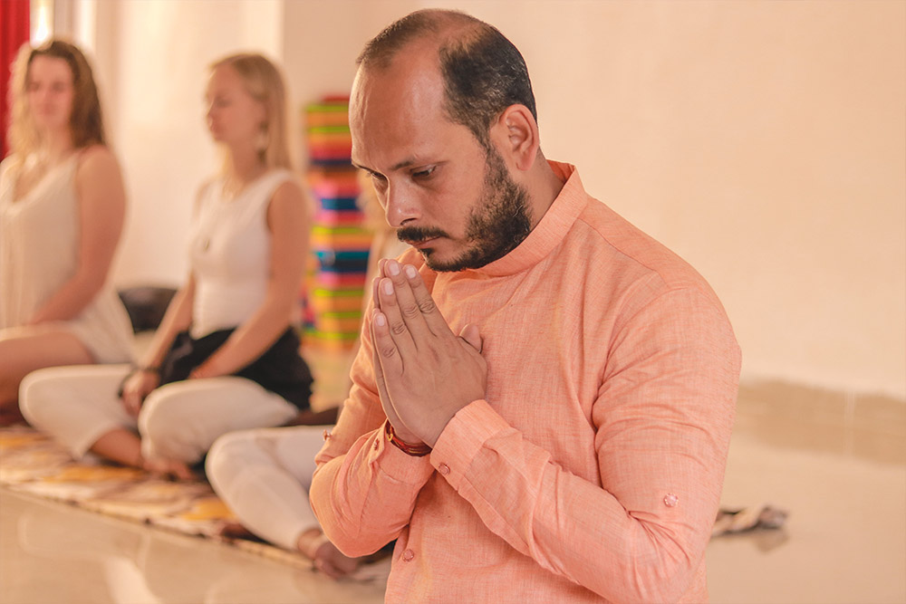 yoga-teacher-yashpal-ji