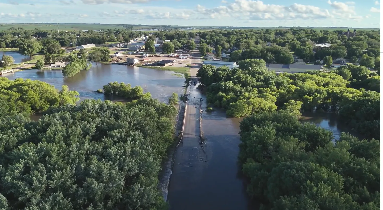 Aerial photo of Floyd River flooding near Alton, one of many communities under water in northwest Iowa in June 2024.?w=200&h=150