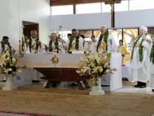 Bishop Reynaldo Bunyi Getalado was ordained bishop at St. Joseph’s Cathedral in the Cook Islands’ capital city, Avarua, on April 27, 2024, in the presence of Father Giosuè Busti, the first deputy-head of mission at the apostolic nunciature of the Holy See in Wellington and representative of Pope Francis, as well as hundreds of Catholic faithful.